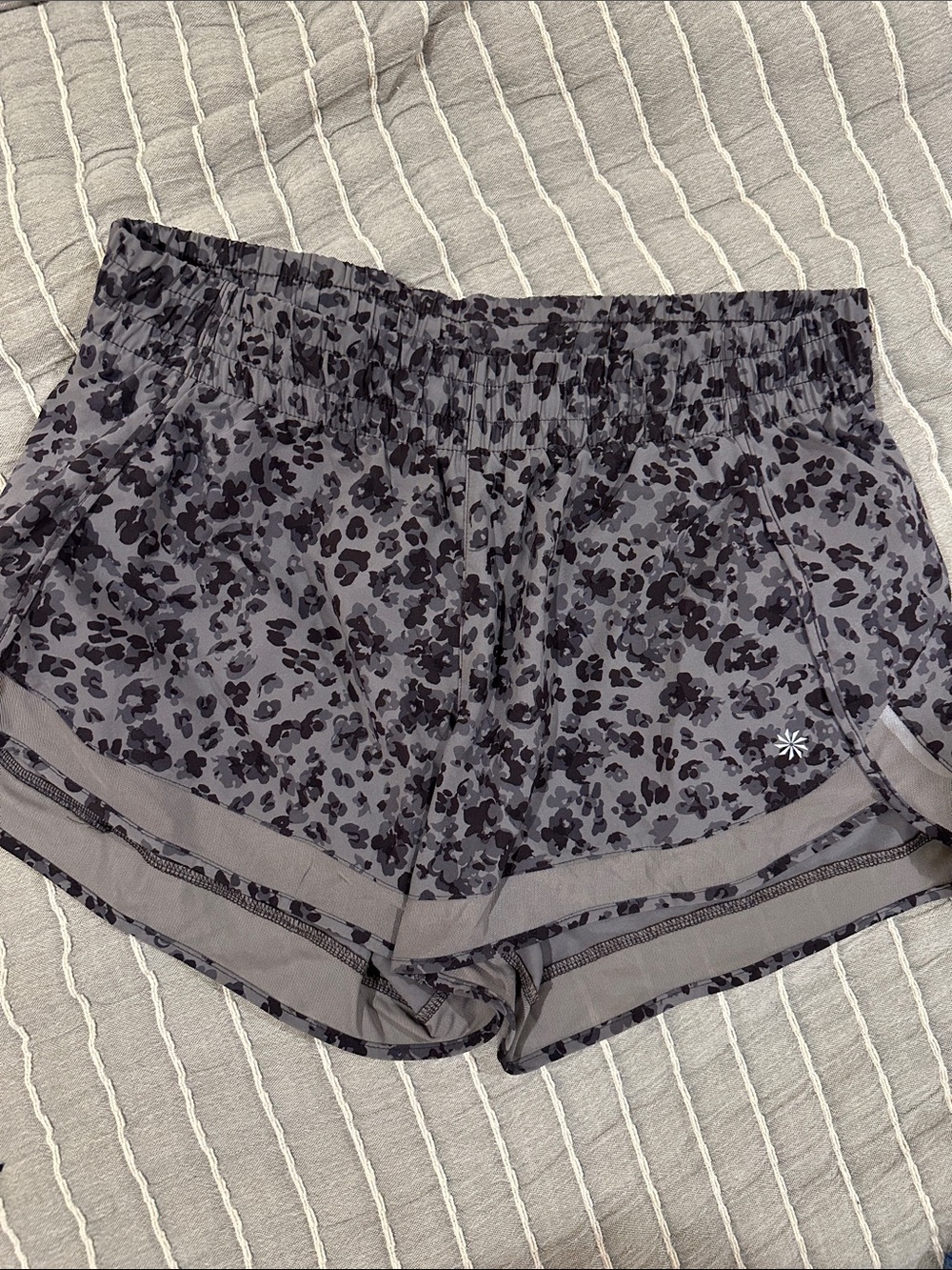 Athleta Gray Floral Print Athletic Shorts